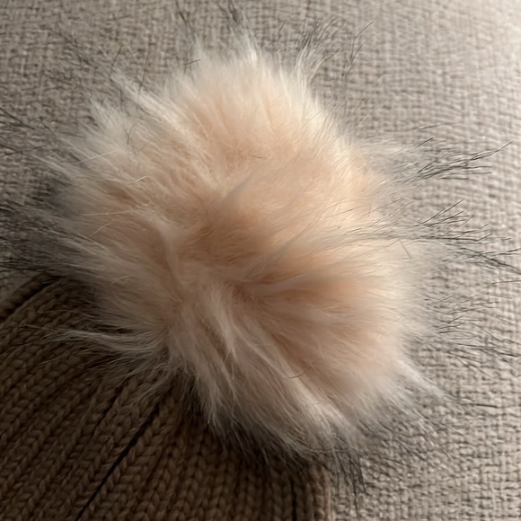 Beanie - Picture 3 of 3